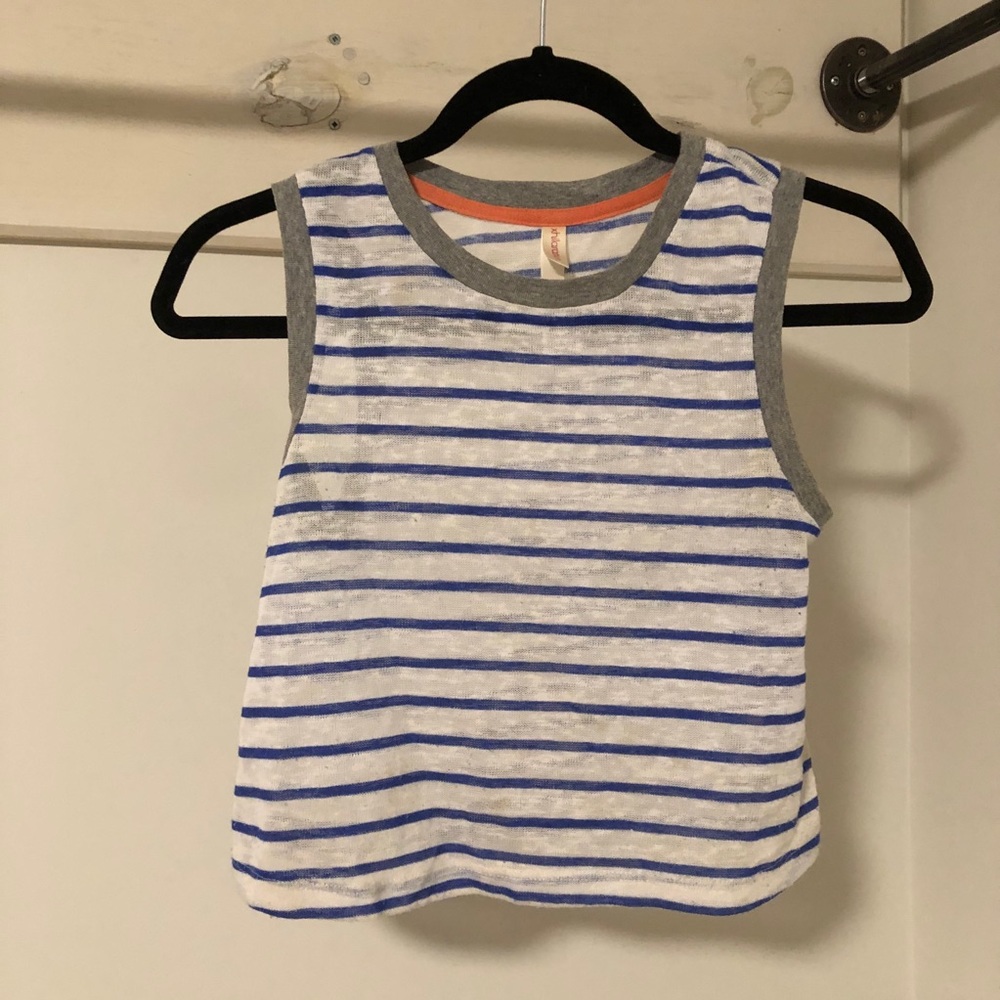 Crop top